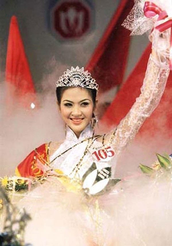 Phan Thu Ngan - Miss Vietnam 2000